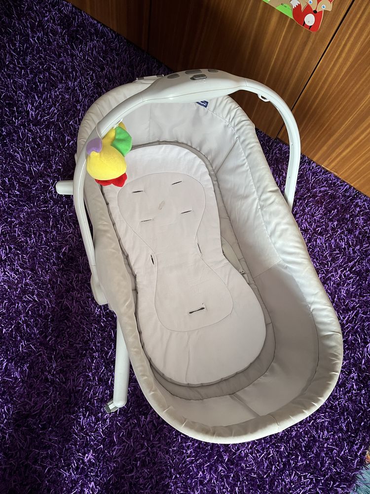 Berço Chicco 4 em 1 usado