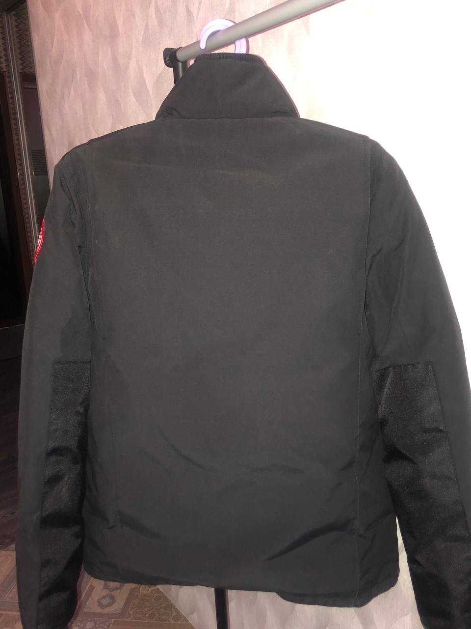 пуховик Куртка Canada Goose