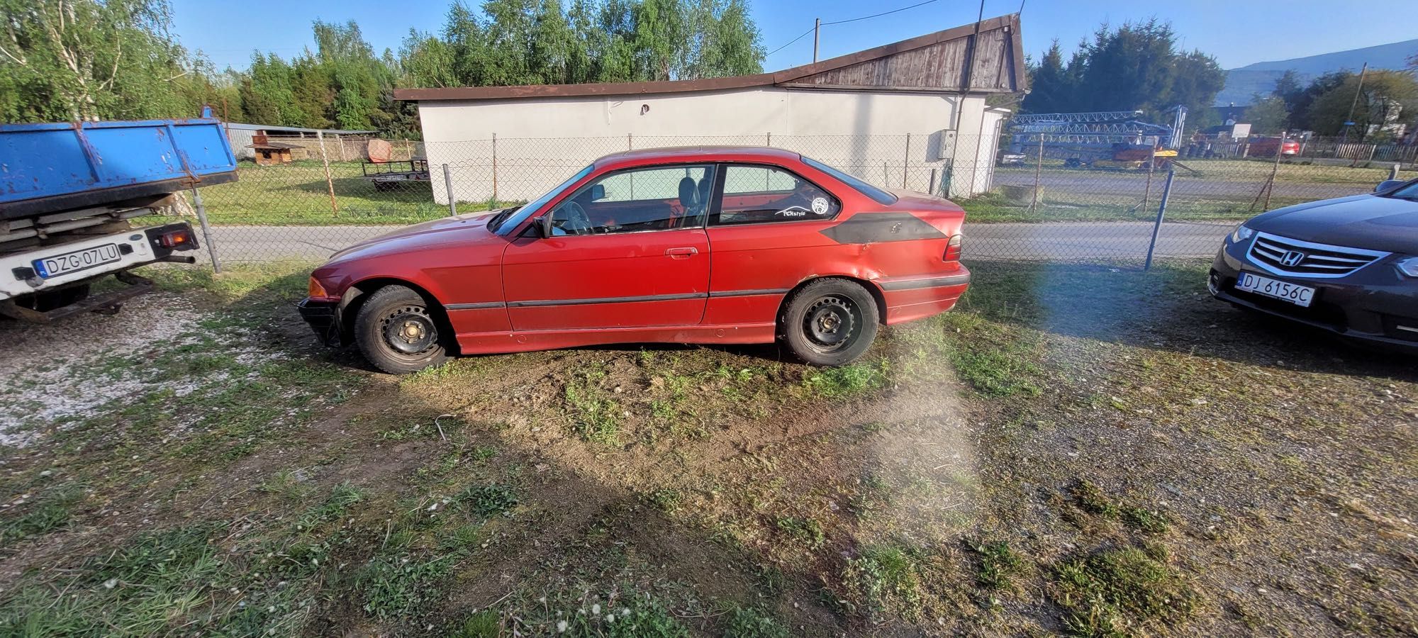 BMW e36 coupé 1.8 is gruz, kolektor ssący 1.8T (dorzucam szperę 25%)