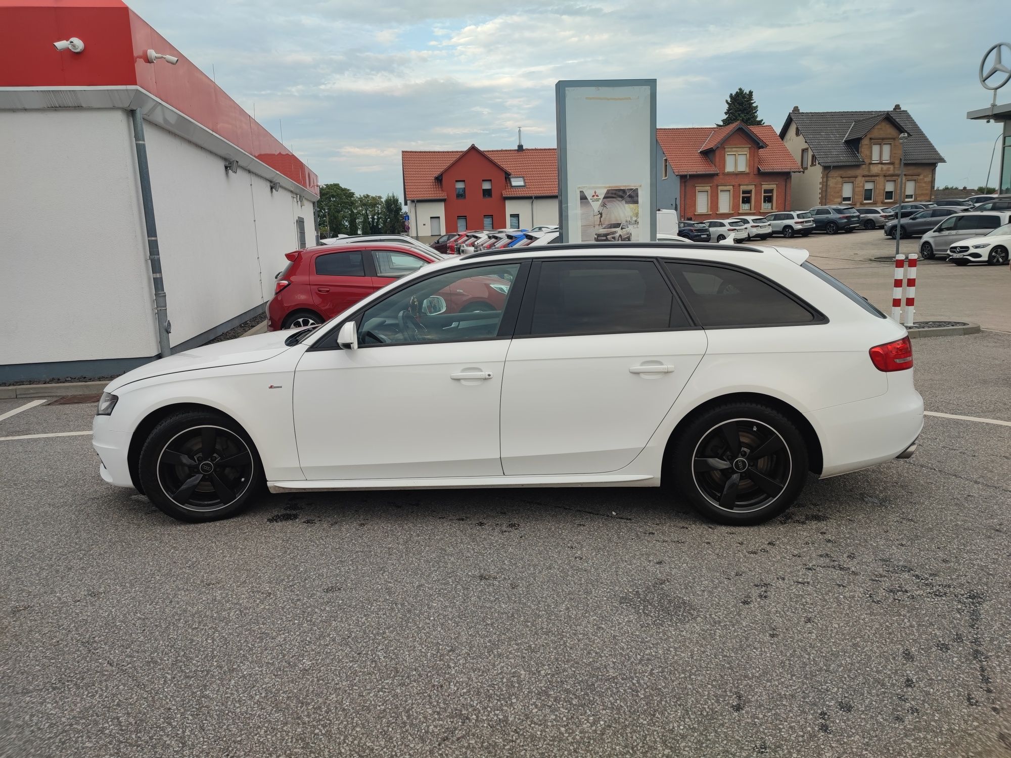 Audi A4 B8 S-Line 2.7 TDI 2010 automatic