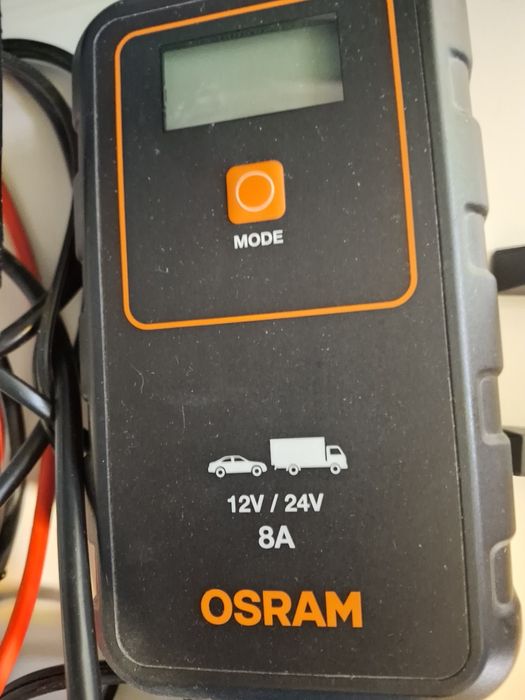 Продам инвертор с зарядным устройством и аккумулятором