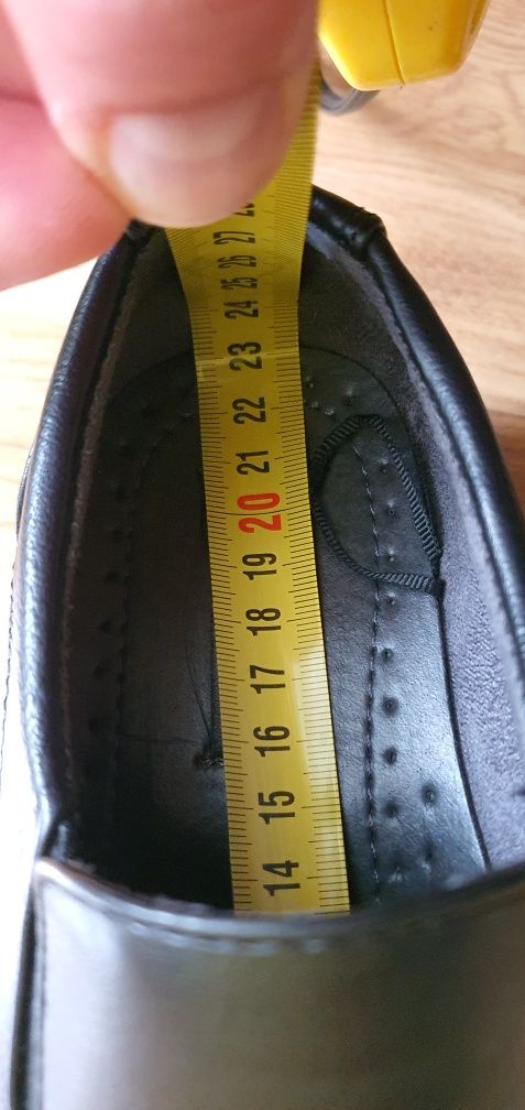 Buty dziecięce wyjściowe, komunijne, VAPIANO, półbuty, rozmiar 34.