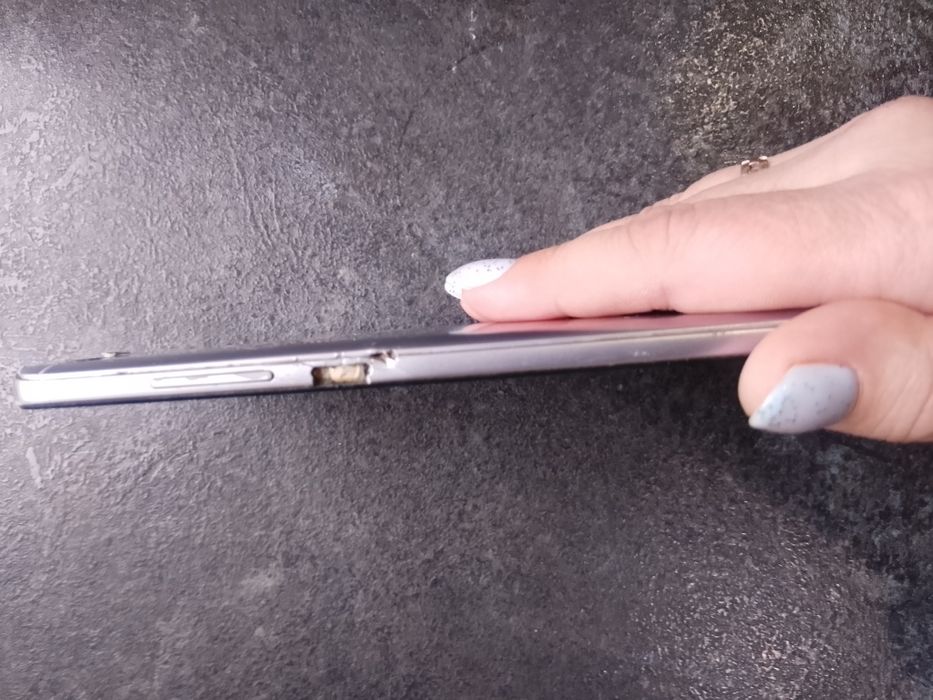 Телефон на запчастини xiaomi