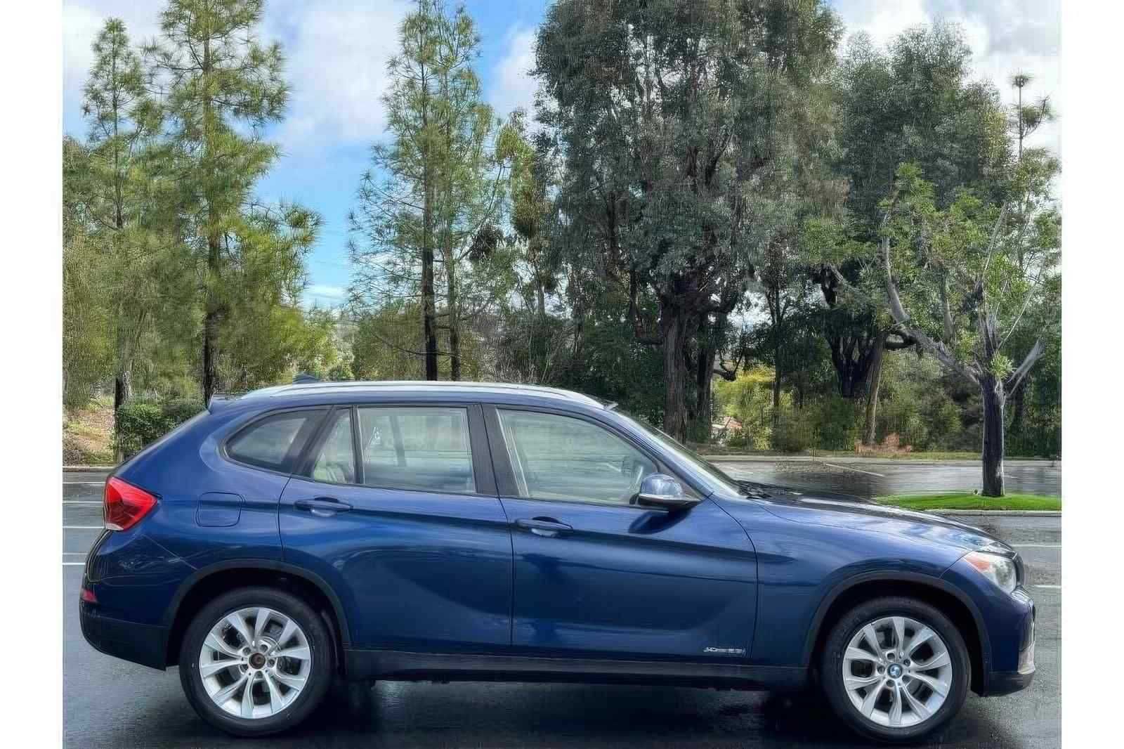 2014    BMW   X1