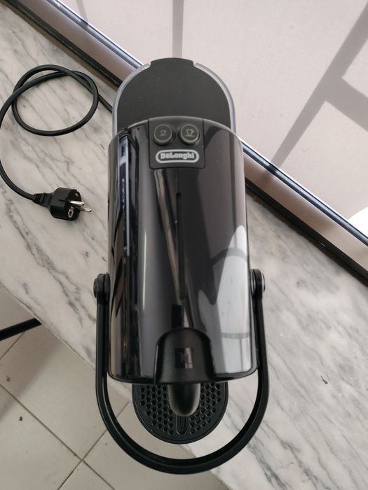 Vendo Máquina de Café Nespresso Delonghi