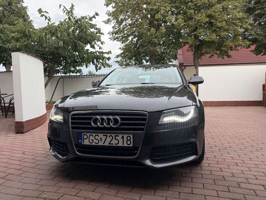 Audi A4 Audi a4 b8 2.0 tdi + komplet kół zimowych (w cenie)
