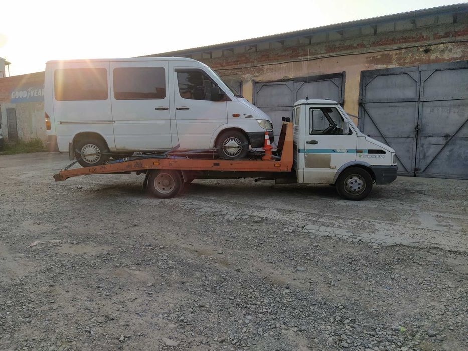 Евакуатор.Автопоміч.Працюємо в КОМЕНДАНТСЬКУ Годину.Викуп Авто.