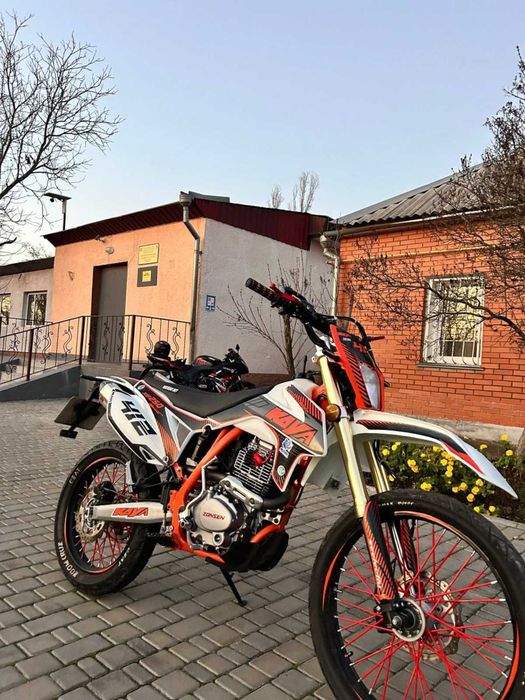 Продаю мотоцикл KAYA 412 XB250 мотард срочно!!!