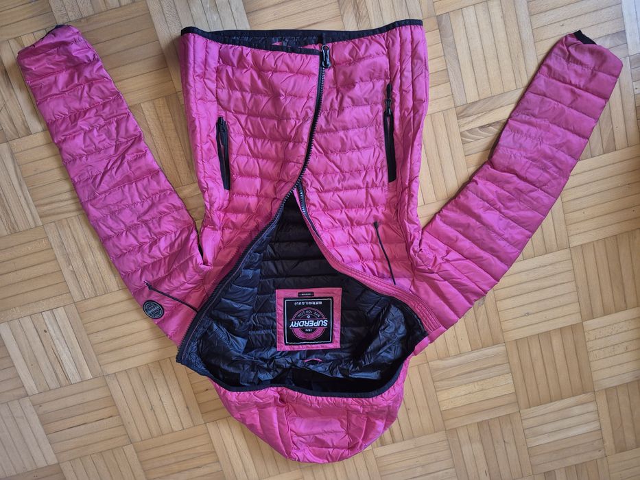 M 38 Superdry lekka kurtka 90% puch 10% pierze fuksja