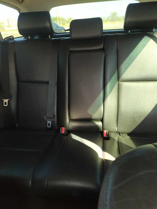 Продаю свое авто,Тойота Авенсис универсал2 поколения 2 дизель д 4 д дв