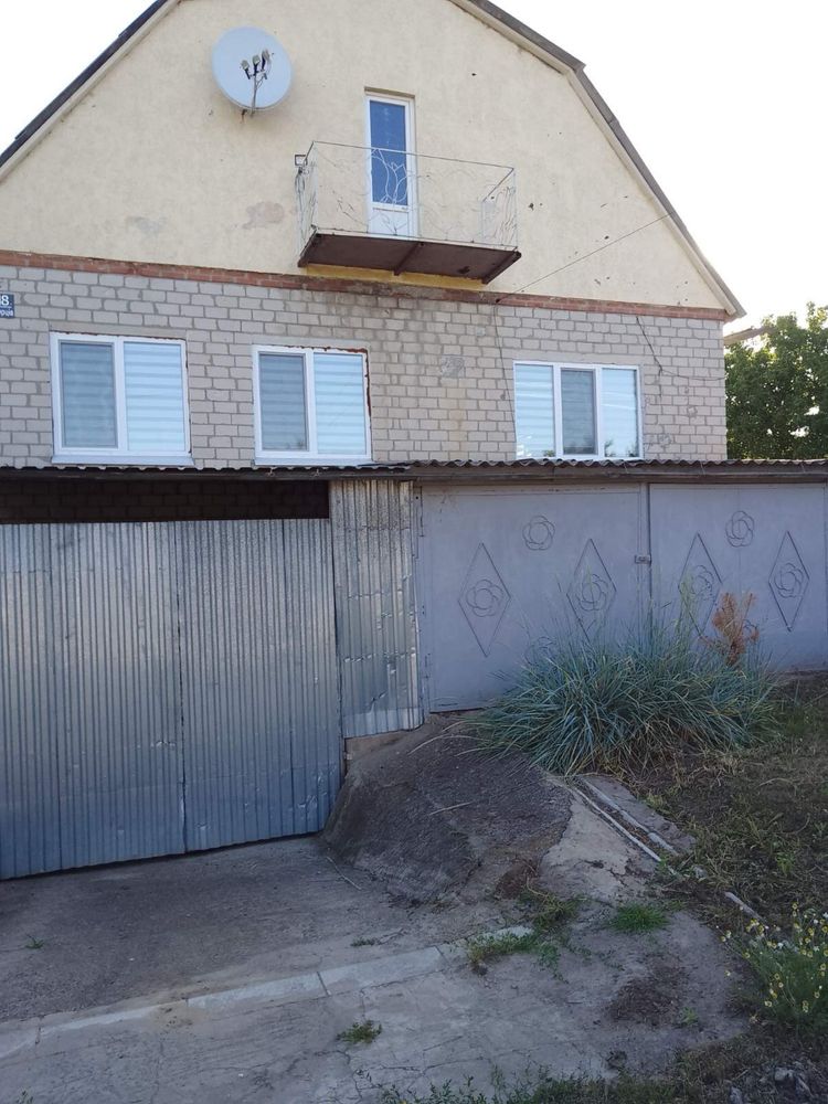 Продам будинок ,можно і під сертифікат