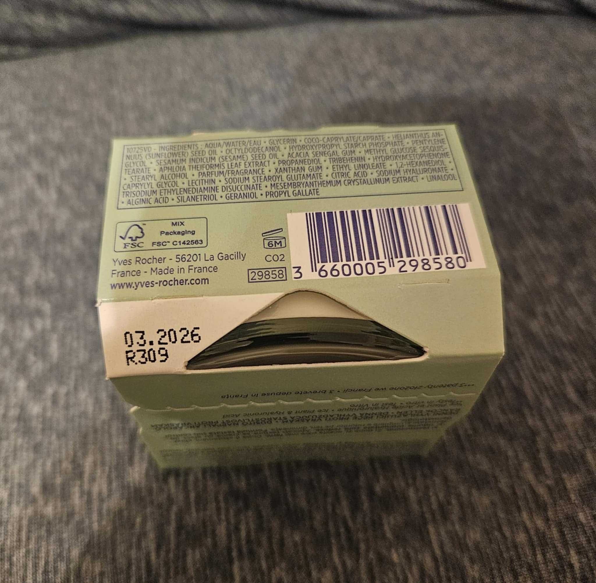 Yves Rocher krem ujędrniający na dzień Filler Vegetal 50 ml