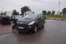 Auto na części - Peugeot 3008 1 I 1.6 HDI 112 KM 9HR DV6C CP17X71 KTV 2011R Drzwi Lusterko Szyba Lampa Zderzak Błotnik Skrzynia Silnik Sterownik Licznik Deska Kokpit
