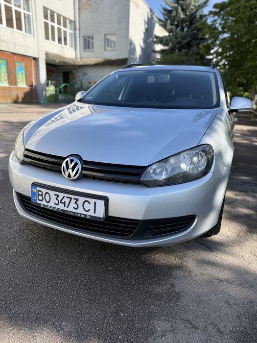Volkswagen Golf VI універсал