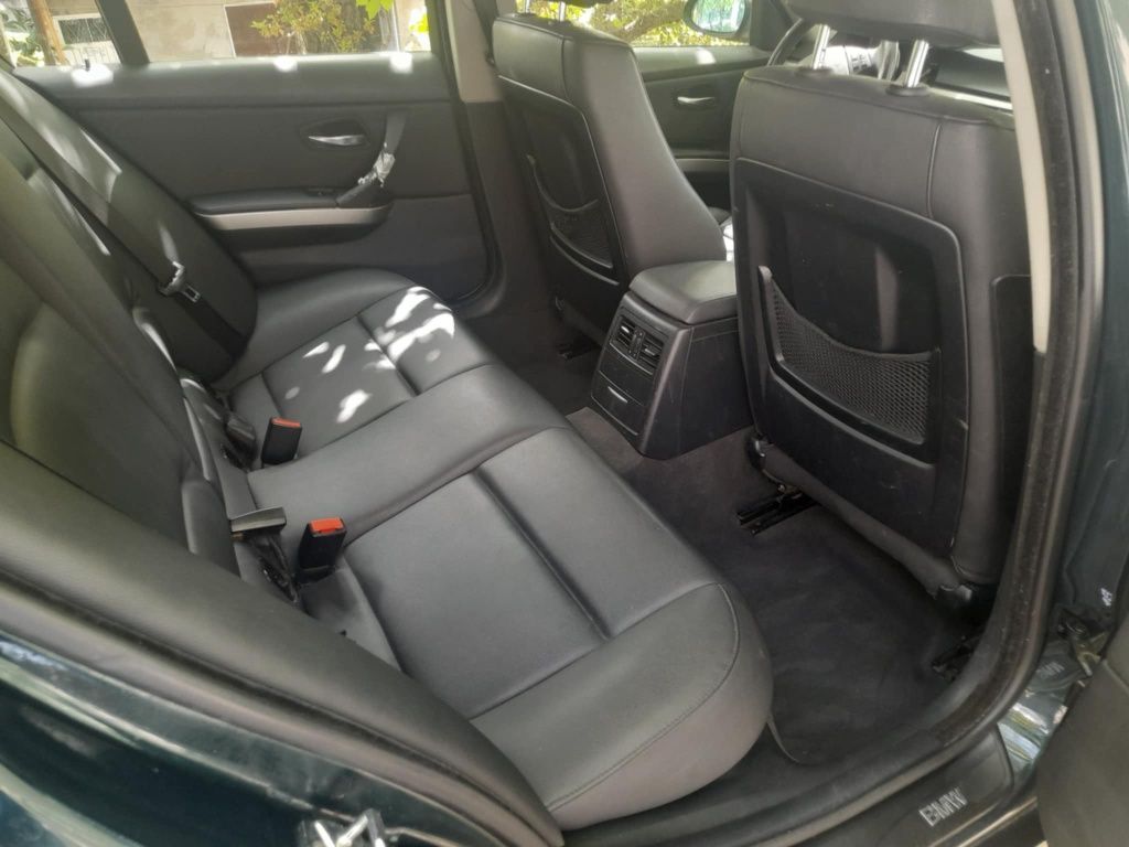 BMW 318d 2008- impecável