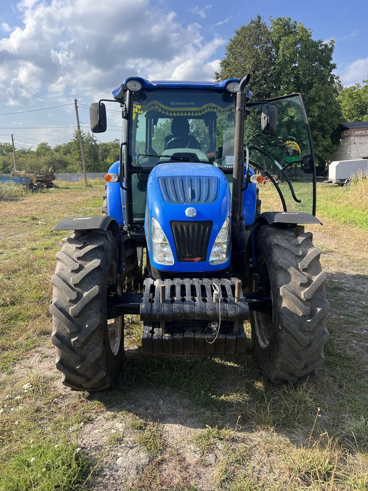 Трактор New HOLLAND TD5.110