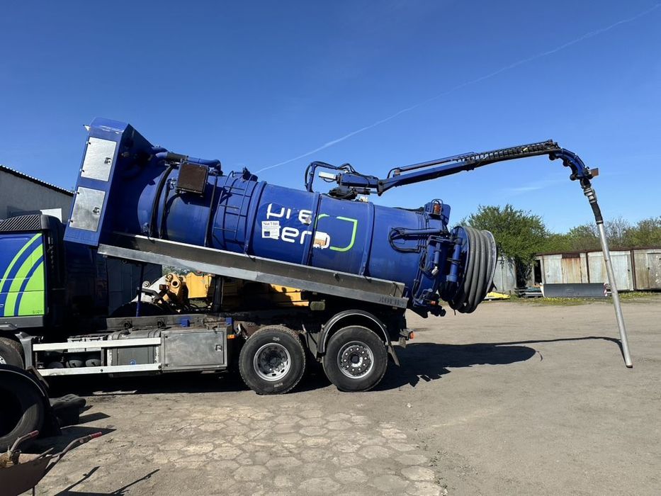 Volvo FM12 380 WUKO szambiarka + podajnik odsysacz do czyszczenia kanalizacji  pierwszy własciciel Wywrot wąż na podajniku wysiegniku