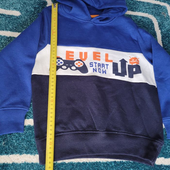 Bluza chłopięca z kapturem