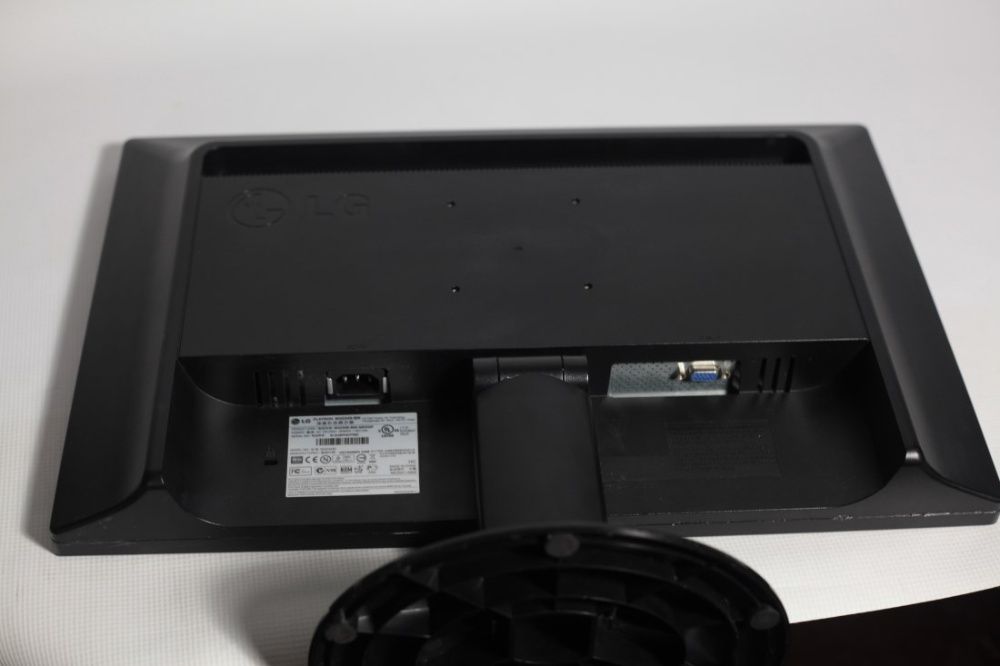 monitor LG Flatron w2234s