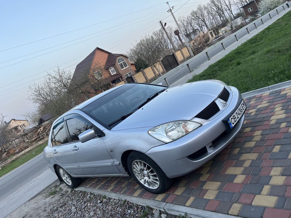 Продам mitsubishi Lancer