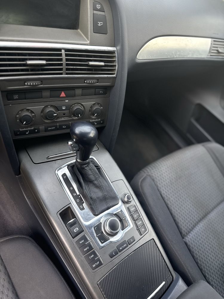 Audi A6 C6 2005 год не крашенна