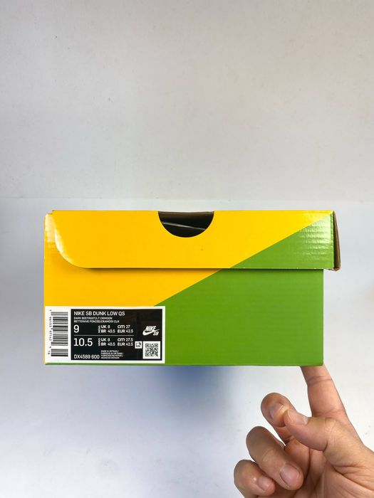 Nike SB Dunk Low Skate Like A Girl - 42.5 EU