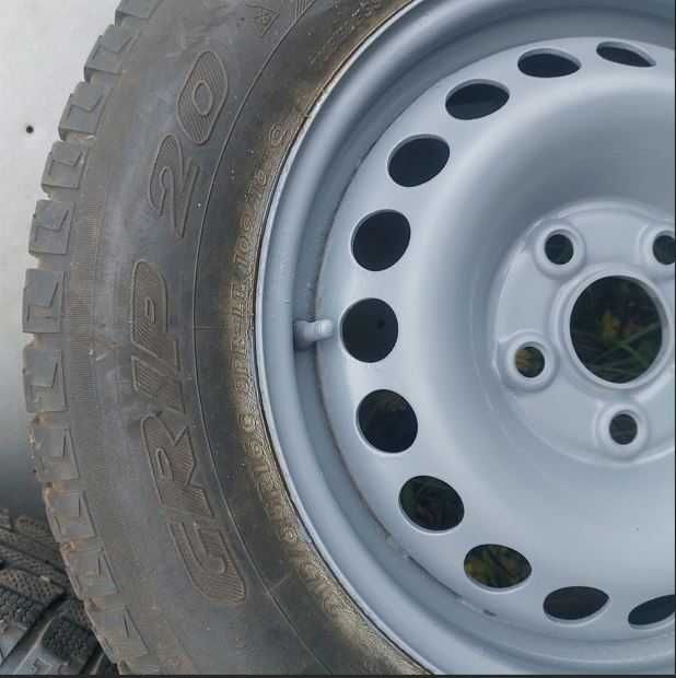 Колесо в зборі, автошина, 215/65R16C  на  мікроавтобус