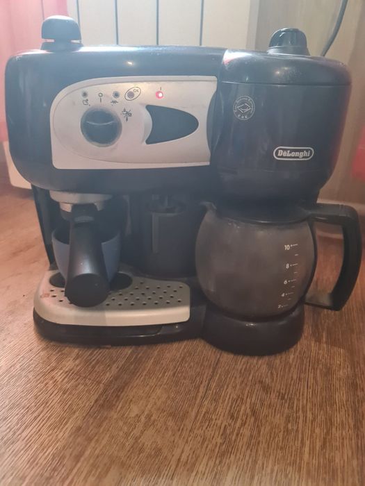 Кофеварка Delonghi