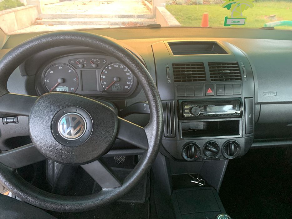 Polo 1.4 Cinzento