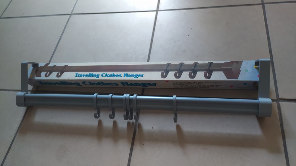 Turystyczny wieszak na ubrania | namiot, camping