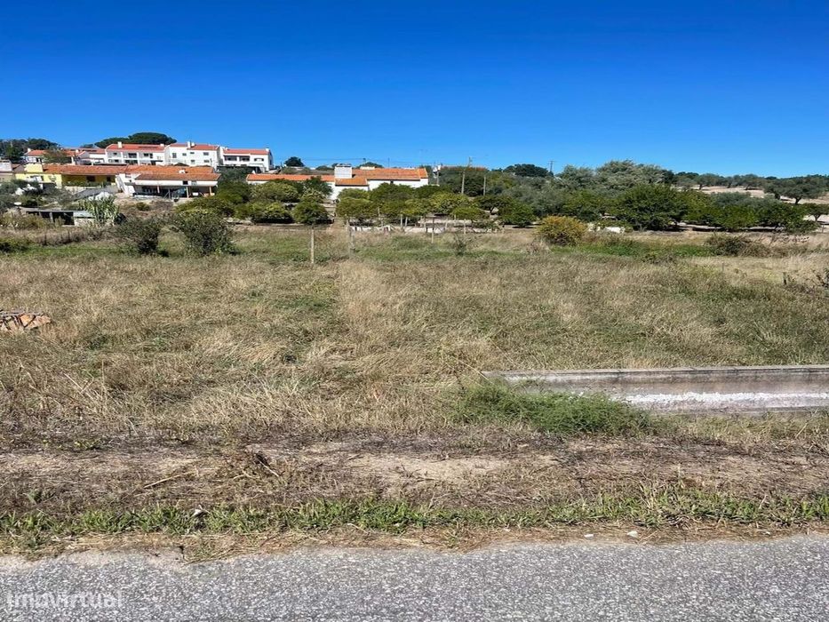 Terrenos Rústicos com Potencial Único de Urbanização no Vale da Bica,