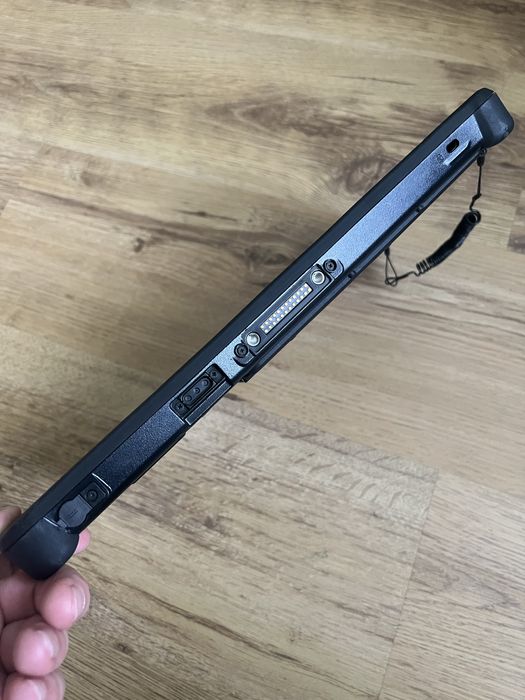 Планшет Getac F110