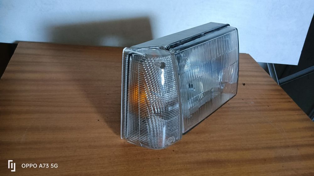 Farol Fiat panda ótica direita com pisca 1992