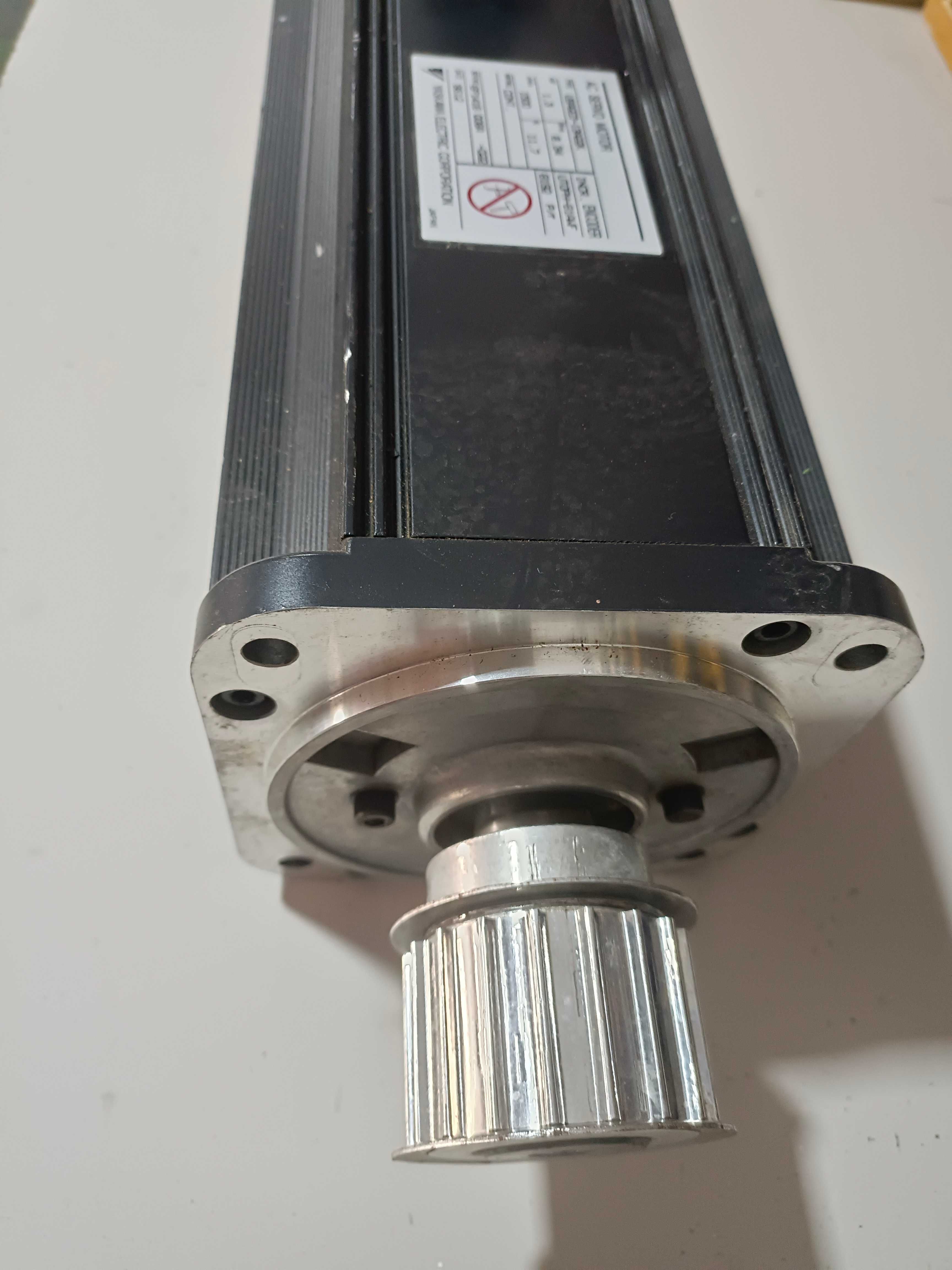 Servo MOTOR YASKAWA encoder