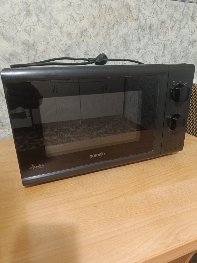 Мікрохвильова піч  Gorenje