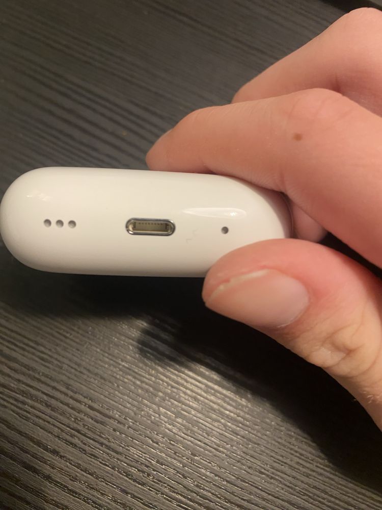 Airpod pro 2 muito poco usado(não fasso entega so venda em mãos )