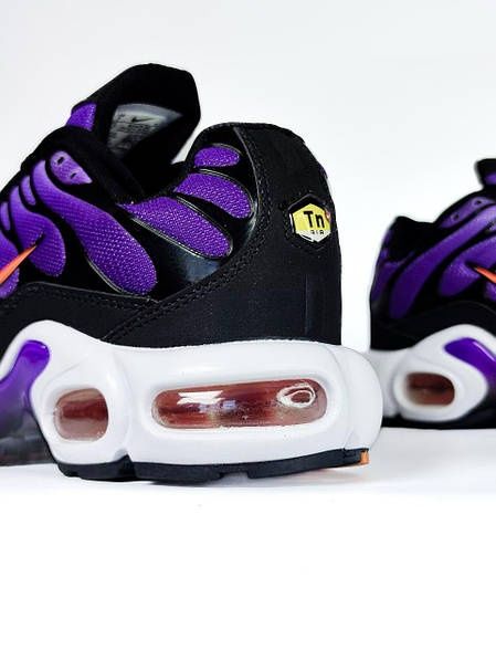 Кросівки Nike air max tn plus