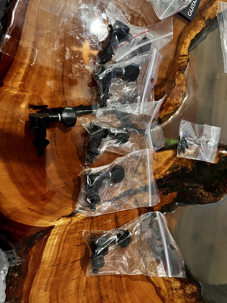 Klucze do gitary typu fender, ibanez, jednostronne, nowe!