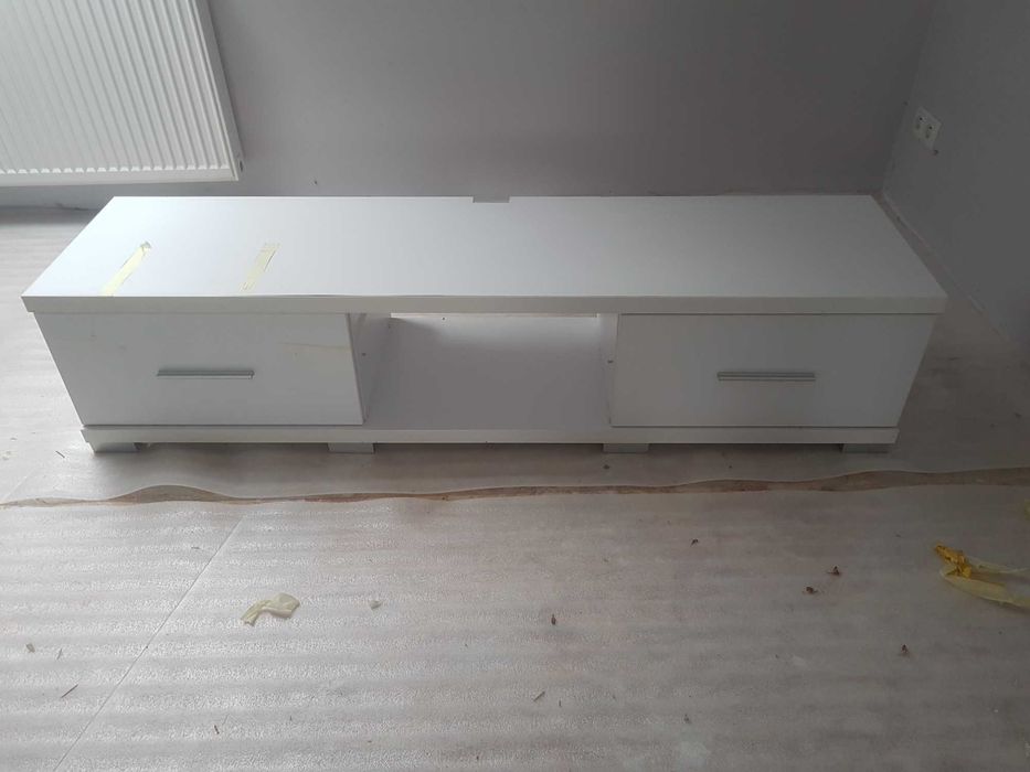 Szafka pod tv biała i orzech