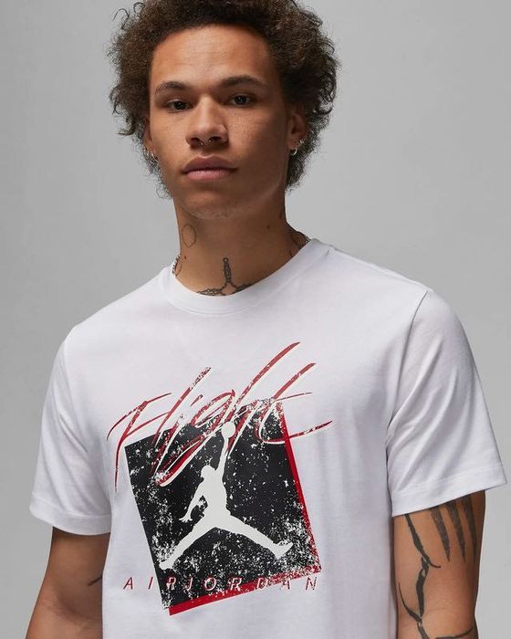 США! Футболка Nike Air Jordan Graphic Tee (XSр по 2XL) (DX9593-100)