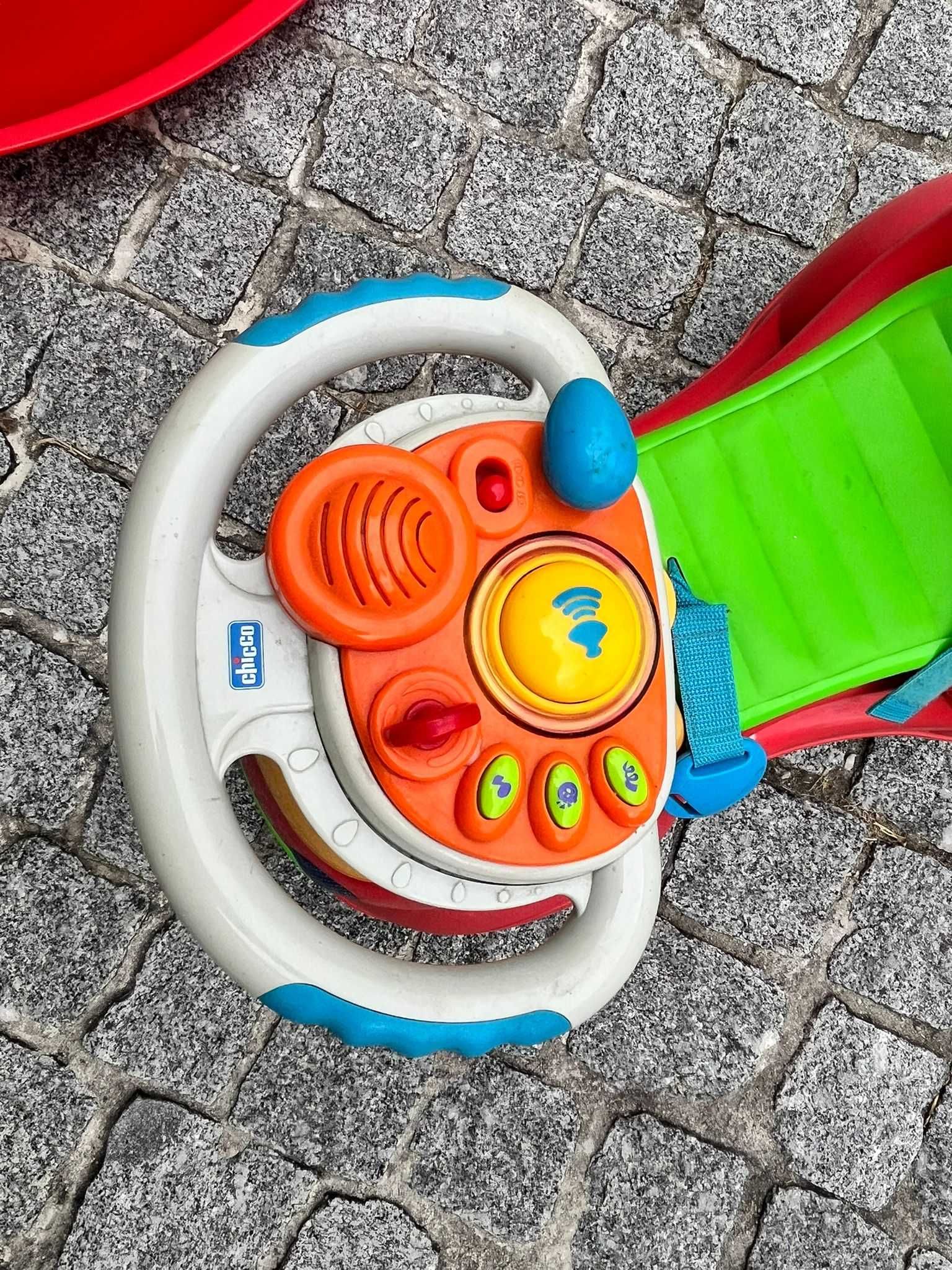 Carro Chicco 4 em 1 evolutivo