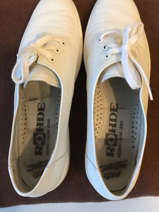 Rohde. Buty skórzane sneakersy białe bardzo lekkie. R. 39,5