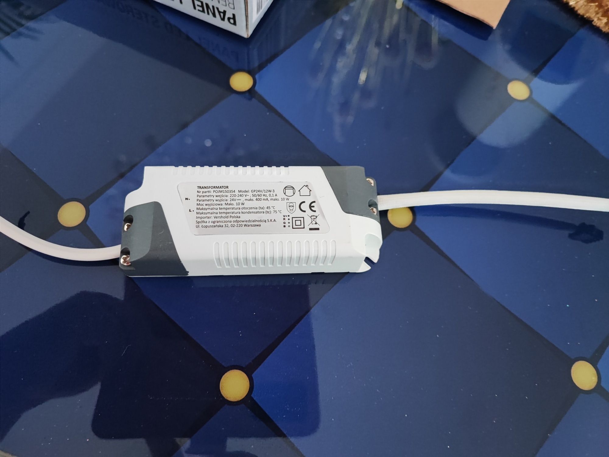 Panel LED sterowany pilotem