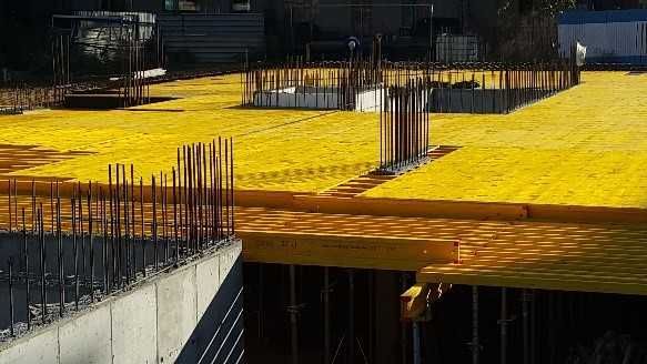 Wynajem szalunki stropowe, stemple, płyty szalunkowe, trójnogi