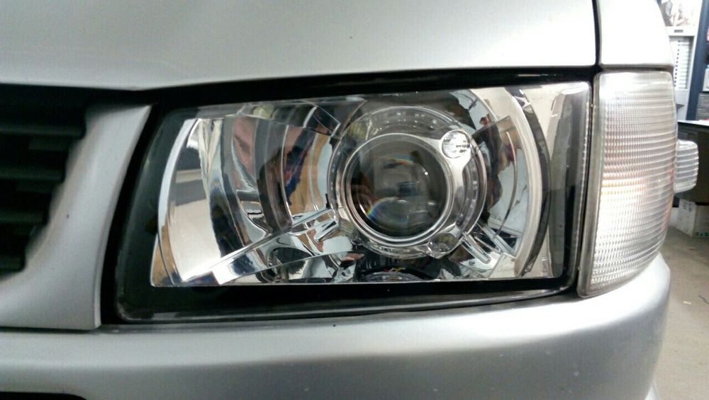 Прозрачные/полированые пластиковые на фари стекло фар Vito T4 Audi A6C