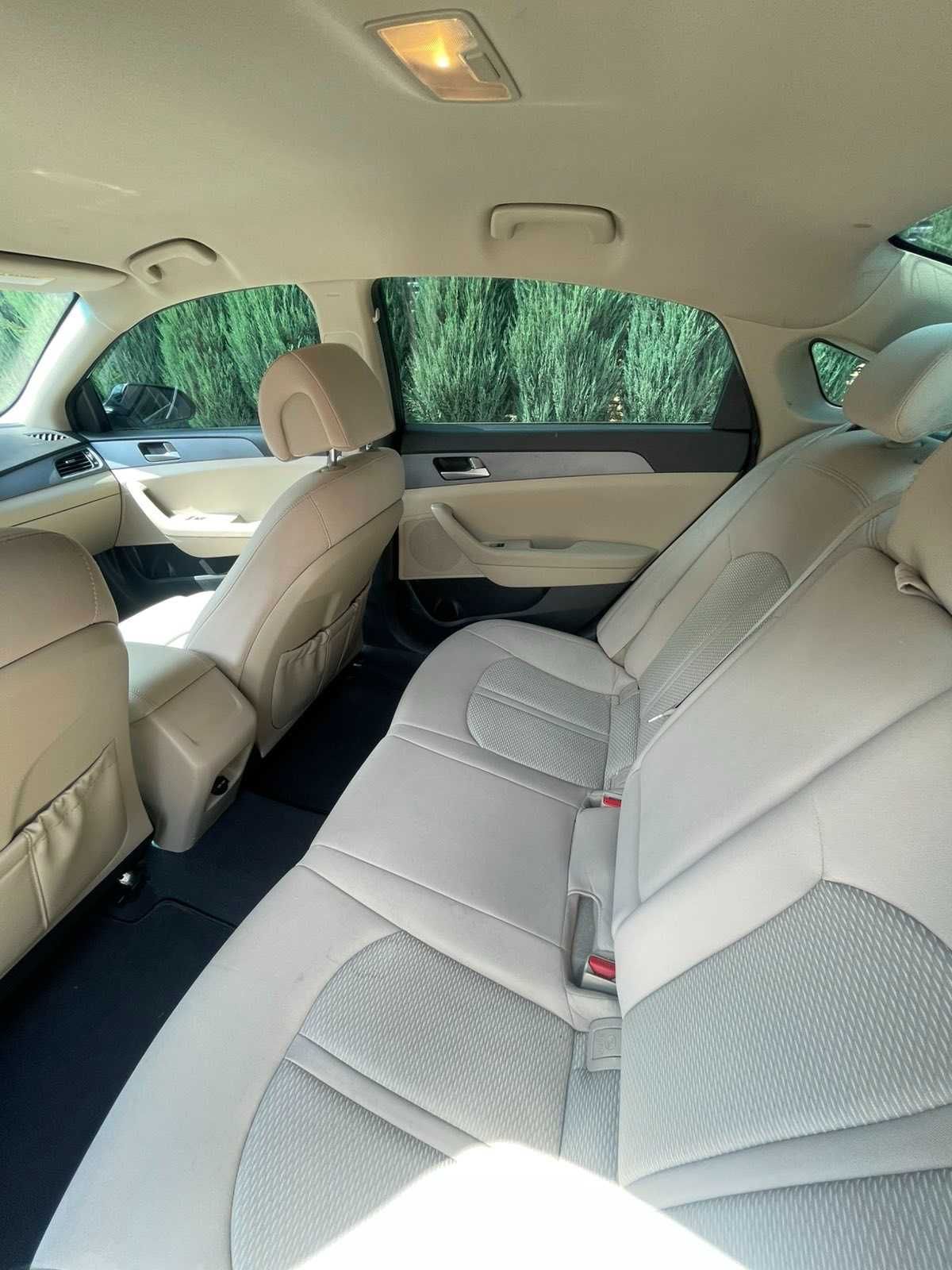 Продам Hyundai Sonata 2017 
2.4LGDI4-Cylinder США