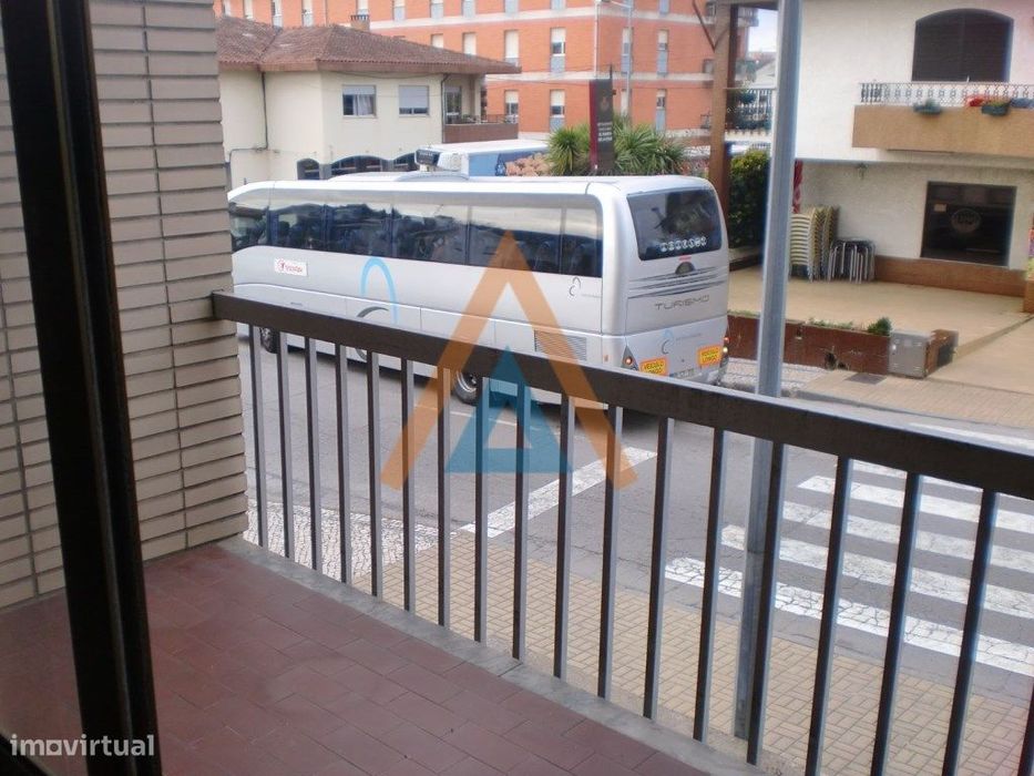 Apartamento T2 Arrendar Centro da Feira