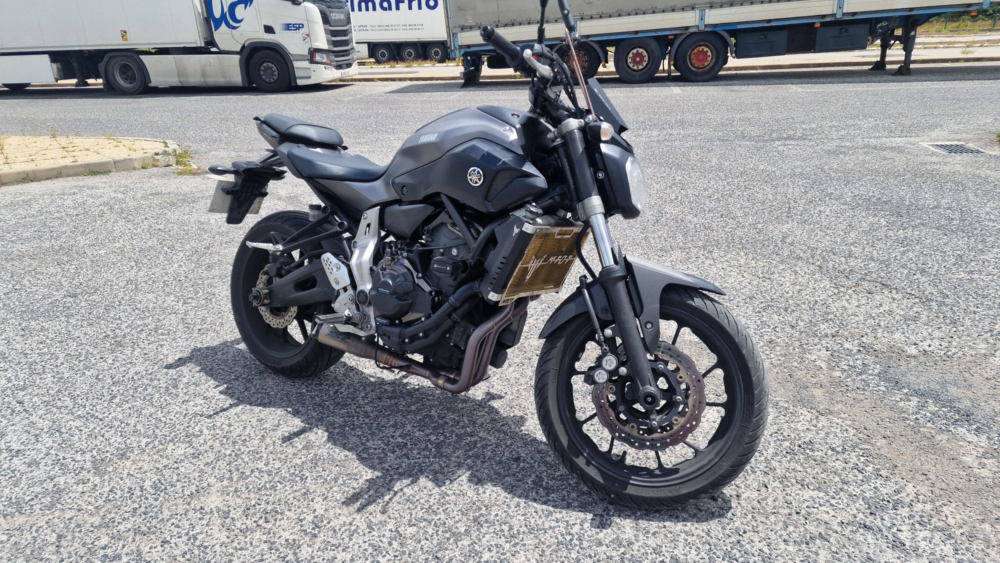 Yamaha MT 07  2015