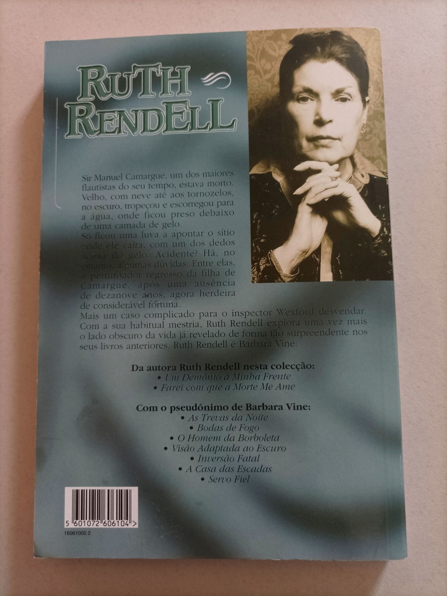 Livro: Engano Astucioso de Ruth Rendell