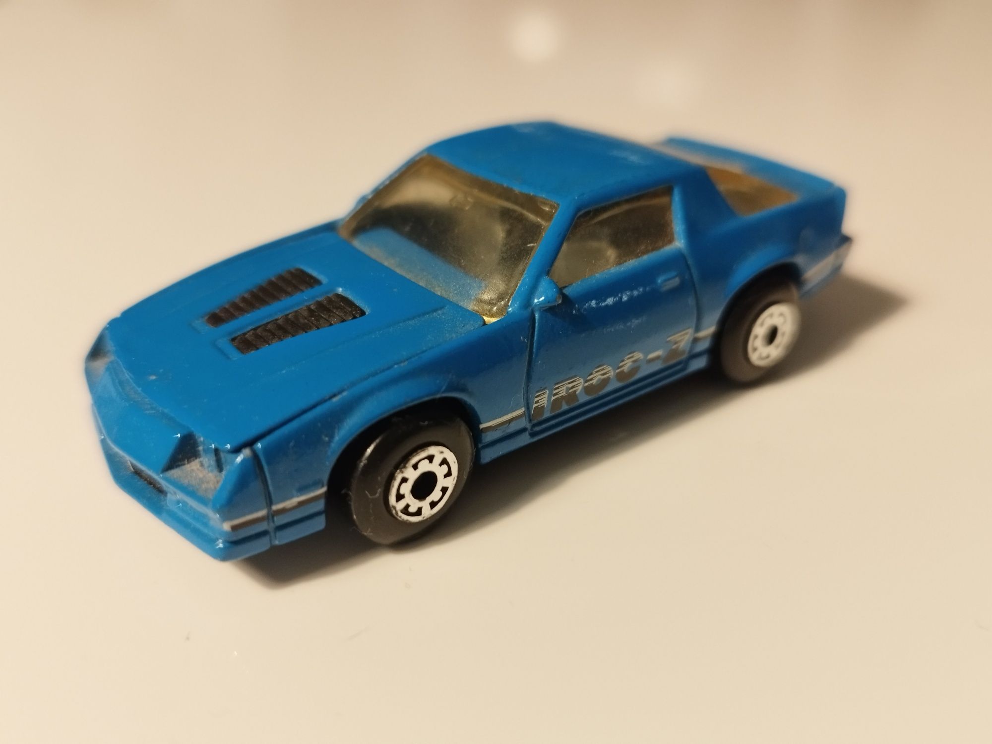 Matchbox Camaro niebieski Siku HW